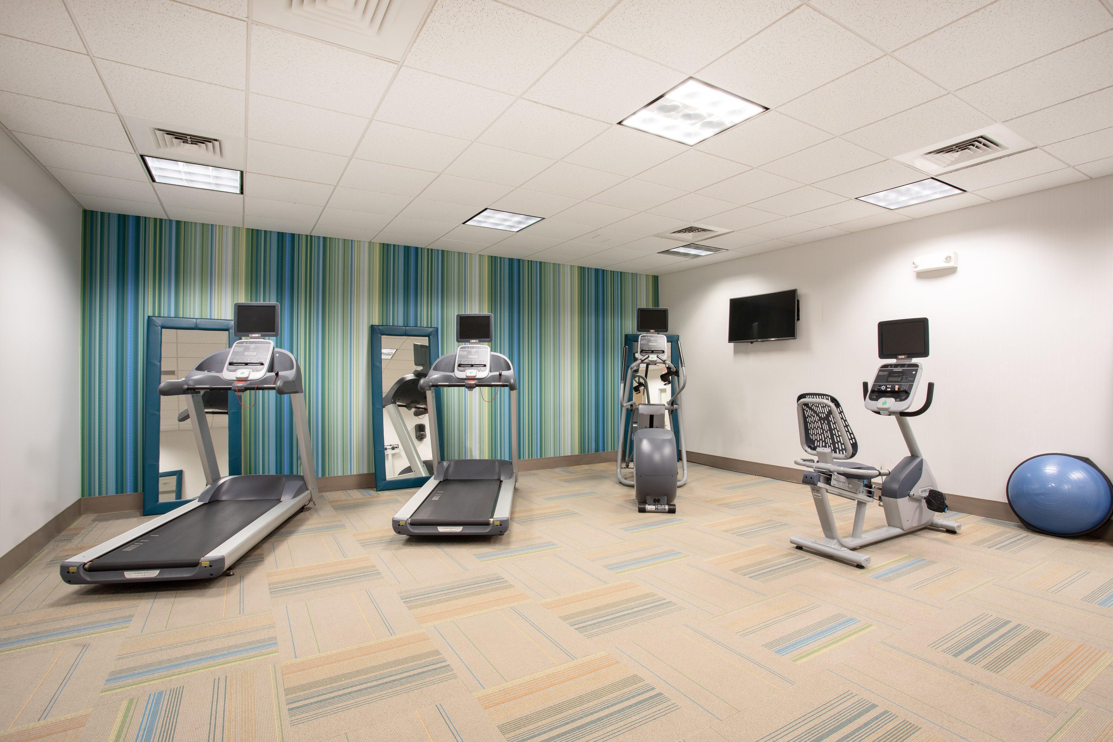 Holiday Inn Express & Suites Manhattan By Ihg Екстер'єр фото