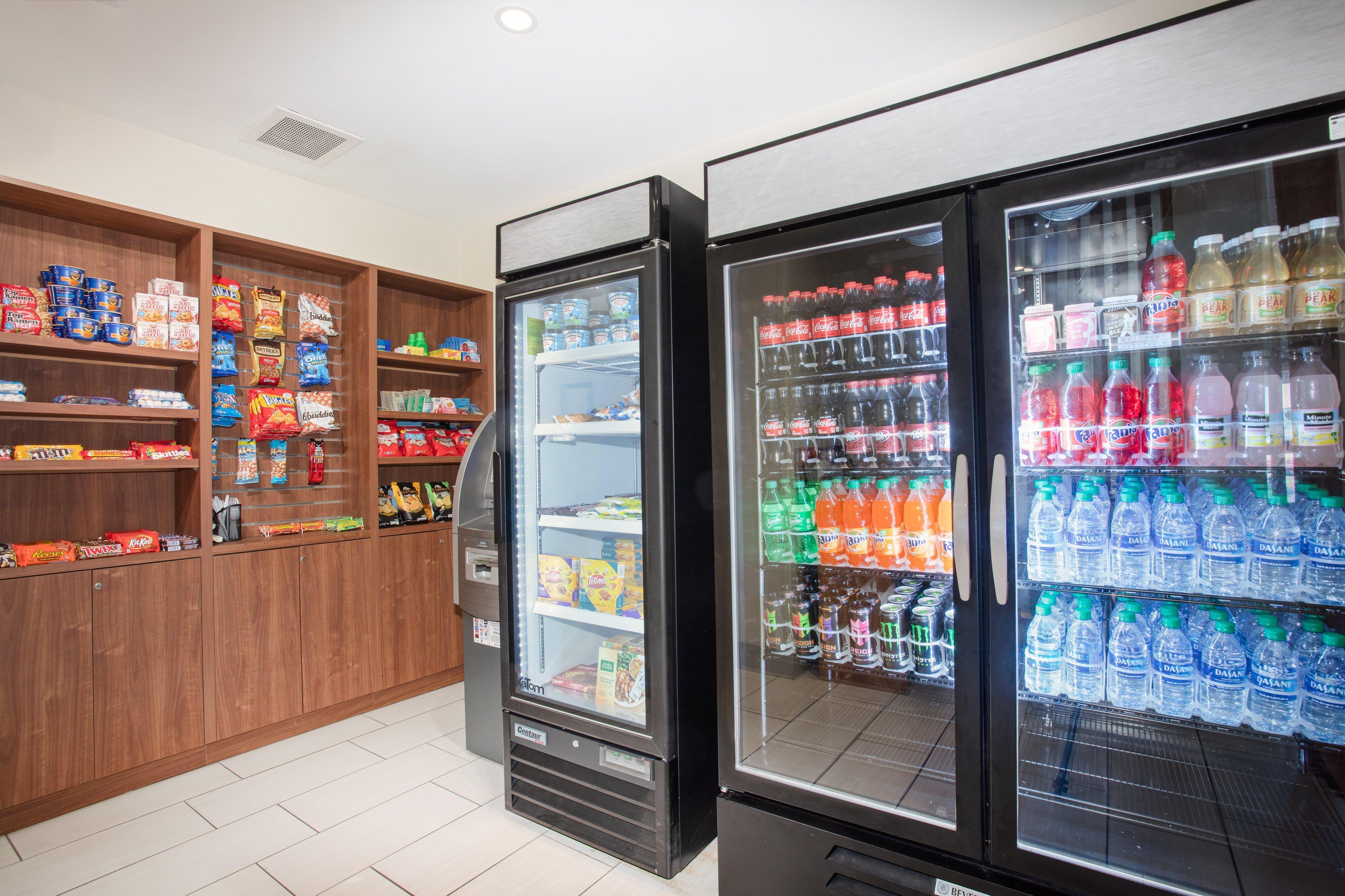 Holiday Inn Express & Suites Manhattan By Ihg Екстер'єр фото